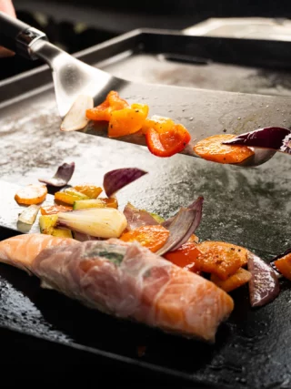 Takhle vypadala naše sobota - grilování v @eaglebistro_praha na Hloubětíně! 🤤  Děkujeme, že jste dorazili a brzy na viděnou! 👋