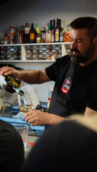 Kurz STEAKY vašima očima! 👀  Děkujeme za vaši přízeň a těšíme se příště - volná místa jsou ještě dnes a 6.8. 📆  #weberstorepraha #sdavidemzagrilem